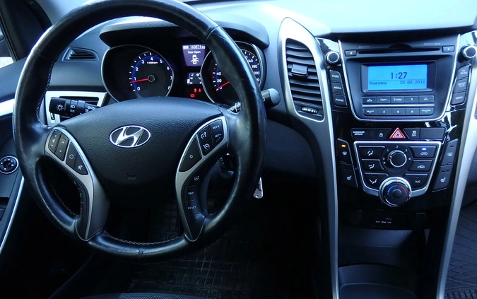 Hyundai I30 cena 32990 przebieg: 163000, rok produkcji 2014 z Dukla małe 667